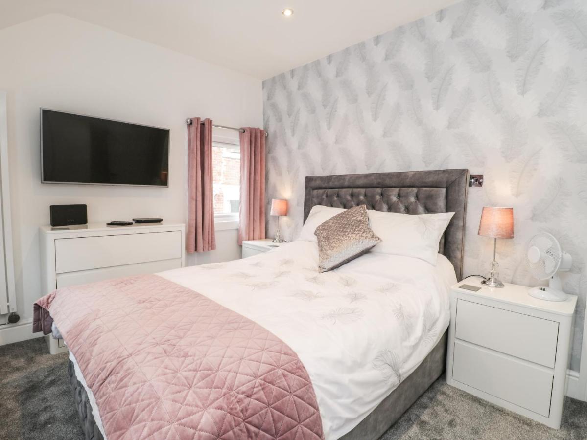 Appartamento Daisy'S Den Whitby Esterno foto