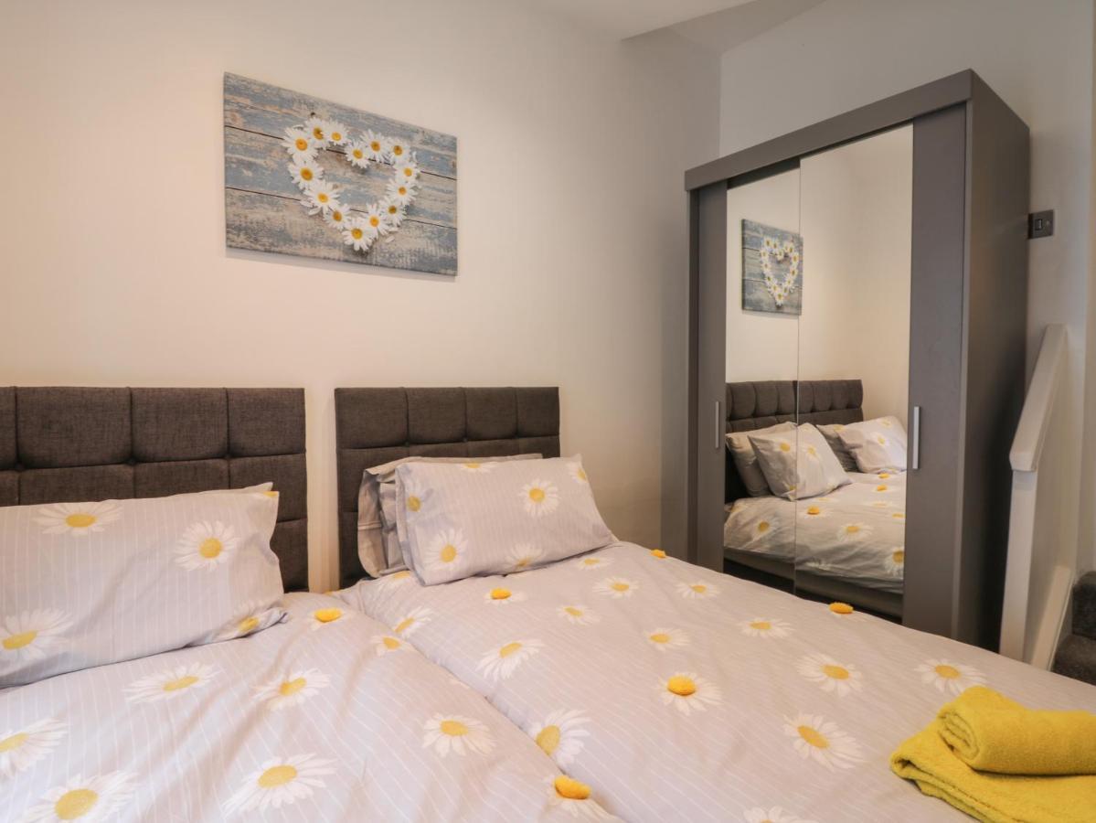 Appartamento Daisy'S Den Whitby Esterno foto