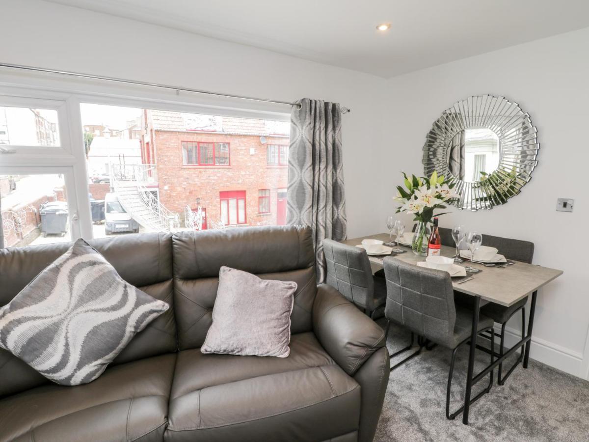 Appartamento Daisy'S Den Whitby Esterno foto